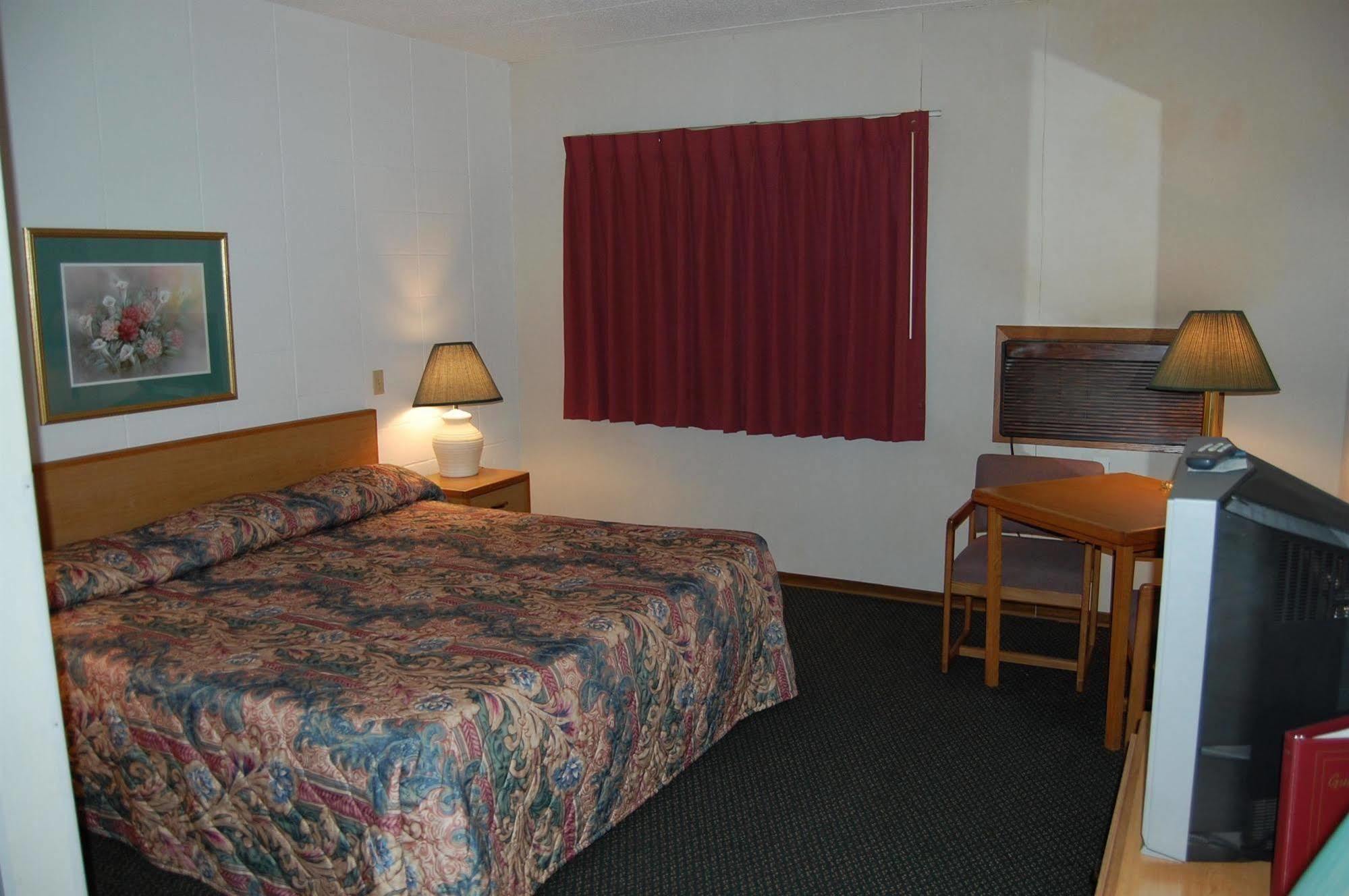 HOTEL WRANGLER INN MOBRIDGE, SD 2* (United States) - from C$ 158 | iBOOKED